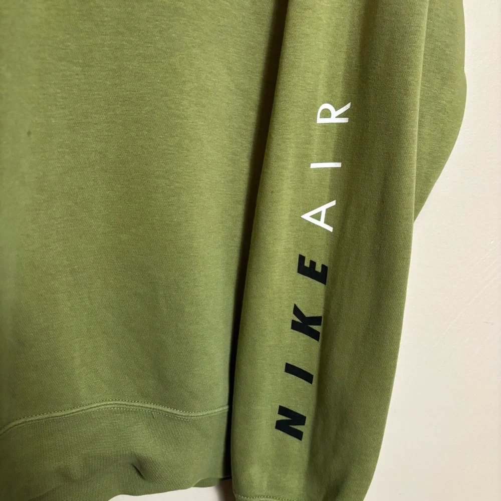 Nike‎ Air Men’s Sweatshirt Crew Neck Pullover Logo Fleece Graphic Green Large